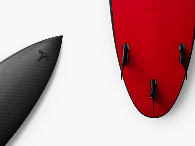 ألواح التزلج على المياه جديد تسلا... إصدار محدود ومواصفات مميزة